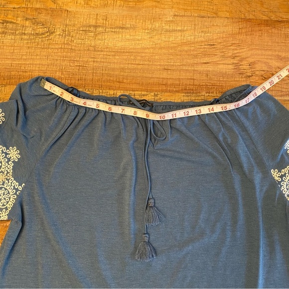Adrianna Papell Embroidered Tasseled Peasant Blouse Top Blue XL - Picture 9 of 13